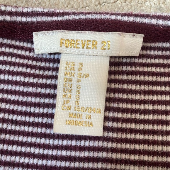 Striped tight button up shirt - Picture 2 of 2